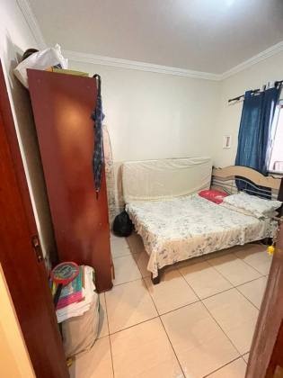 Casa de Vila Para Vender com 3 quartos 1 suítes no bairro Jardim Santa Catarina em Sorocaba