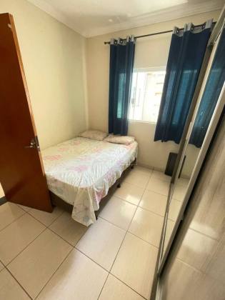 Casa de Vila Para Vender com 3 quartos 1 suítes no bairro Jardim Santa Catarina em Sorocaba