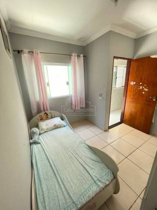 Casa de Vila Para Vender com 3 quartos 1 suítes no bairro Jardim Santa Catarina em Sorocaba