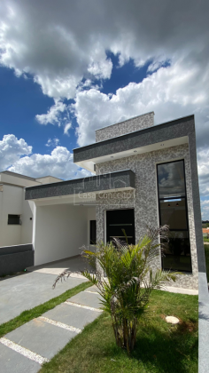 Casa de Condomínio Para Vender com 3 quartos 1 suítes no bairro Jardim Novo Horizonte em Sorocaba