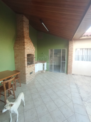 Casa de Vila Para Vender com 3 quartos 1 suítes no bairro Jardim Prestes de Barros em Sorocaba