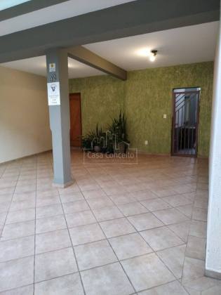 Casa de Vila Para Vender com 4 quartos 4 suítes no bairro Jardim Faculdade em Sorocaba