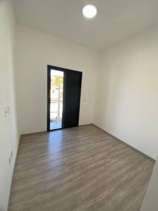 Casa de Vila Para Vender com 2 quartos no bairro Jardim Europa em Sorocaba