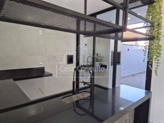 Casa de Condomínio Para Vender com 3 quartos 1 suítes no bairro Jardim Santa Marta em Sorocaba