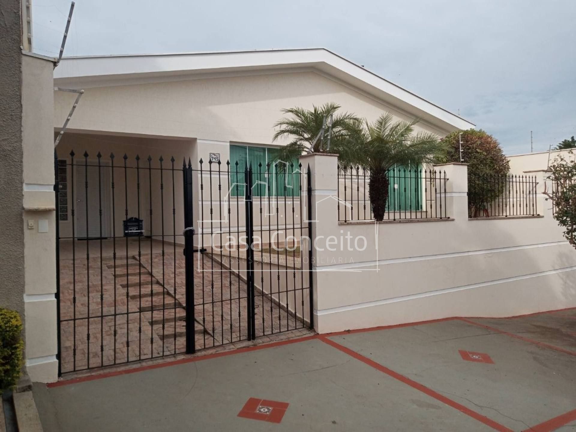 Casa Para Vender com 2 quartos 1 suítes no bairro Jardim Embaixador em Sorocaba