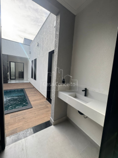 Casa de Condomínio Para Vender com 3 quartos 1 suítes no Condomínio Villagio Ipanema em Sorocaba