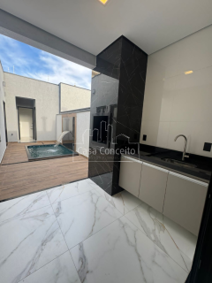 Casa de Condomínio Para Vender com 3 quartos 1 suítes no Condomínio Villagio Ipanema em Sorocaba