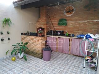 Casa Para Vender com 2 quartos no bairro Jardim Deolinda Guerra em Sorocaba