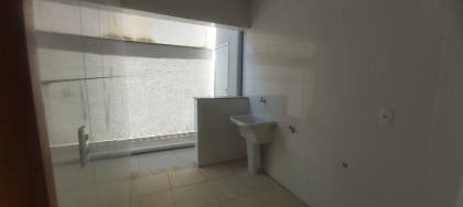 Casa de Condomínio Para Vender com 4 quartos 2 suítes no condomínio Golden Park Residence