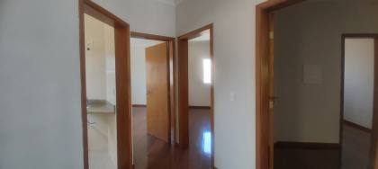 Casa de Condomínio Para Vender com 4 quartos 2 suítes no condomínio Golden Park Residence