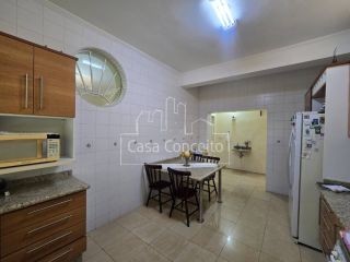 Sobrado Para Alugar com 4 quartos no bairro Centro em Sorocaba