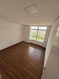 Sala Comercial Para Alugar no bairro Vila Trujillo em Sorocaba