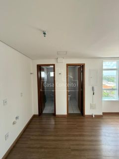 Sala Comercial Para Alugar no bairro Vila Trujillo em Sorocaba