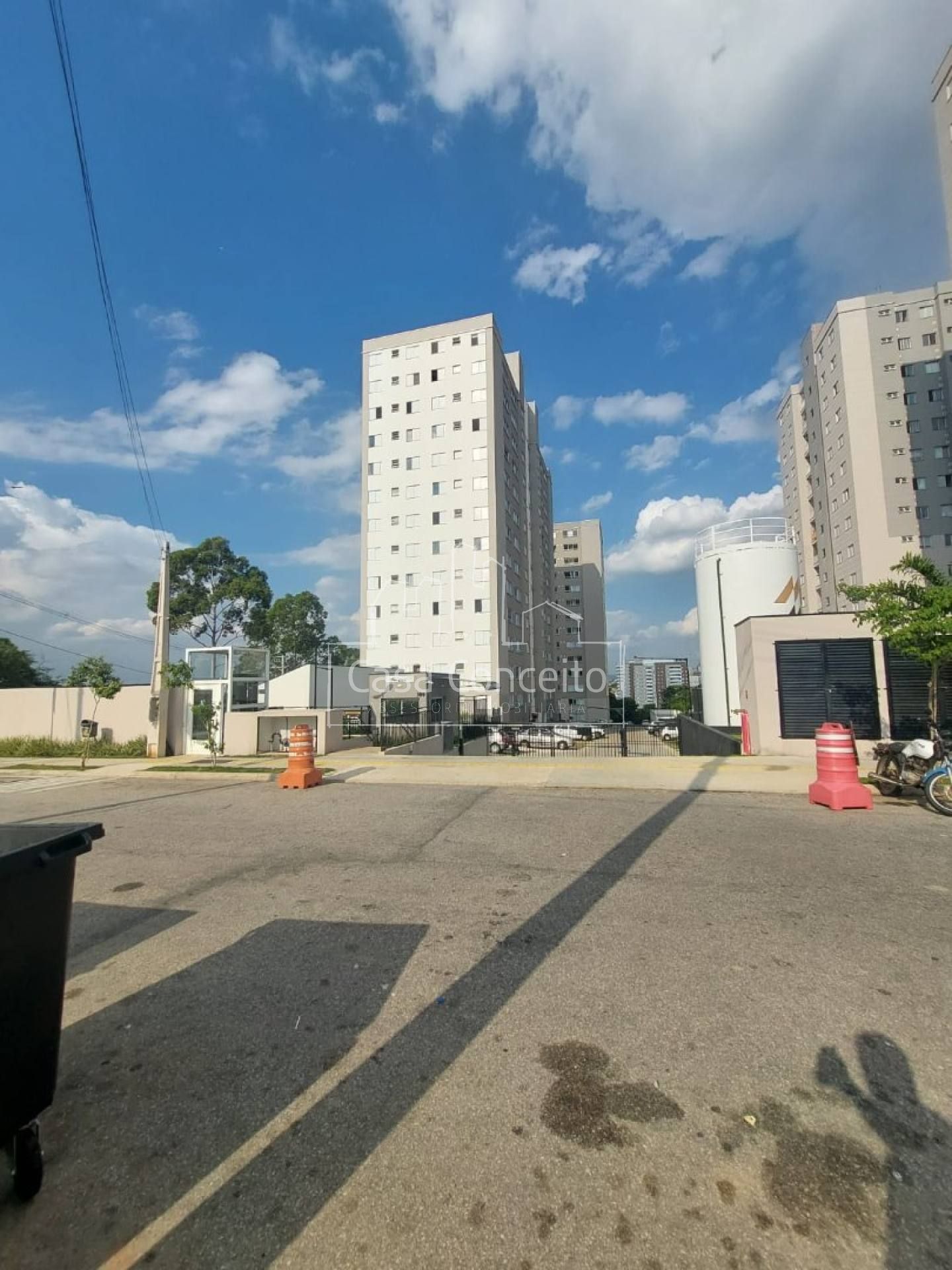 Apartamento Para Alugar com 2 quartos no bairro Jardim São Carlos em Sorocaba