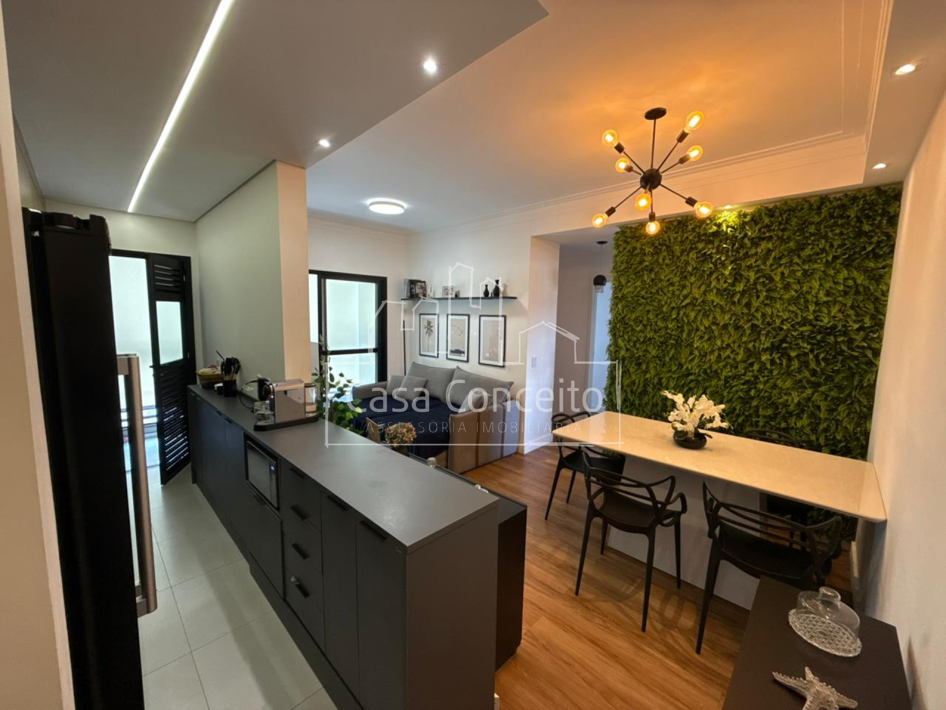 Apartamento Para Alugar com 2 quartos sendo 1 suíte no bairro Parque Campolim em Sorocaba