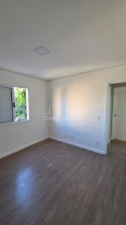 Apartamento com 2 dormitórios no 1° Andar na Zona Leste - Bairro Barcelona