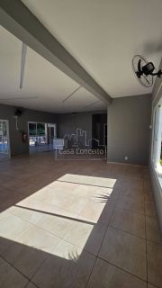 Apartamento com 2 dormitórios no 1° Andar na Zona Leste - Bairro Barcelona