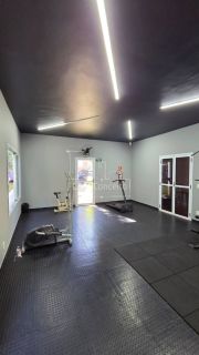 Apartamento com 2 dormitórios no 1° Andar na Zona Leste - Bairro Barcelona