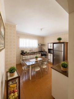 Casa Para Vender com 4 quartos 1 suítes no bairro Jardim São Carlos em Sorocaba