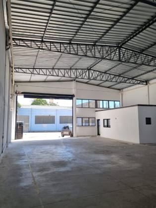 Galpão Para Alugar no bairro Vila São Caetano em Sorocaba
