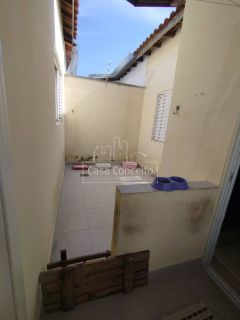 Casa de Condomínio Para Vender com 3 quartos 1 suítes no bairro Jardim Zulmira em Sorocaba