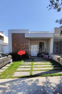 Casa térrea de 3 dormitórios no Condomínio Terras de São Francisco.