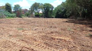 Lote / Terreno Comercial Para Vender no bairro Vila Mineirão em Sorocaba