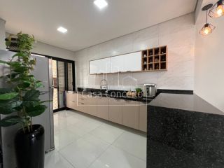 Casa de Condomínio Para Vender com 3 quartos 1 suíte no bairro Horto Florestal em Sorocaba