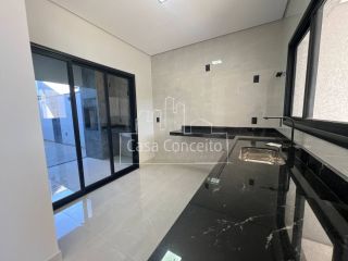Casa Para Vender com 3 quartos 1 suítes Condomínio Vilagio Ipanema em Sorocaba