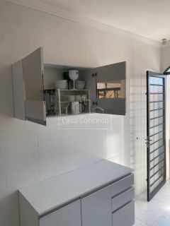 Casa Para Vender com 2 quartos no bairro Jardim Itanguá em Sorocaba