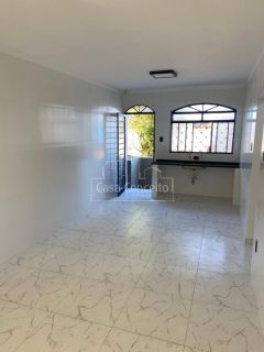 Casa Para Alugar com 2 quartos no bairro Jardim Itanguá em Sorocaba