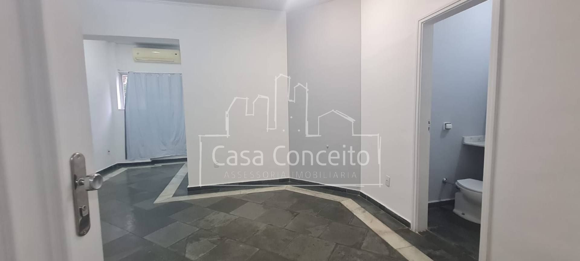 Sala Comercial Para Alugar no bairro Centro em Sorocaba