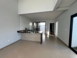 Casa de Condomínio Para Vender com 3 quartos 1 suíte no bairro Horto Florestal em Sorocaba