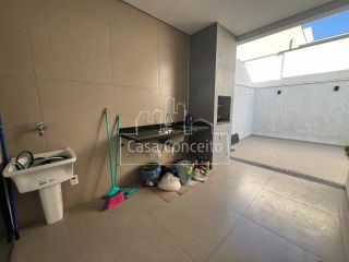 Casa de Condomínio Para Vender com 3 quartos 1 suíte no bairro Horto Florestal em Sorocaba