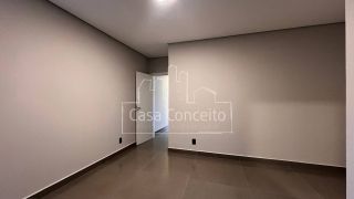 Casa Para Vender com 2 quartos 1 suíte no bairro Jardim Simus em Sorocaba