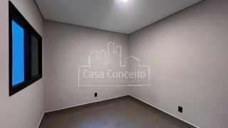 Casa Para Vender com 2 quartos 1 suíte no bairro Jardim Simus em Sorocaba