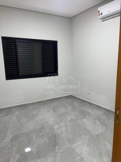 Casa de Condomínio Para Vender com 4 quartos 2 suítes no bairro Araçoiabinha em Araçoiaba Da Serra