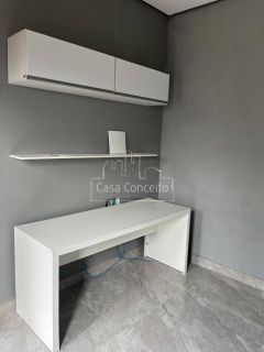 Casa de Condomínio Para Vender com 4 quartos 2 suítes no bairro Araçoiabinha em Araçoiaba Da Serra