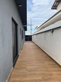 Casa de Condomínio Para Vender com 4 quartos 2 suítes no bairro Araçoiabinha em Araçoiaba Da Serra