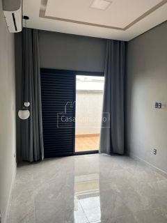 Casa de Condomínio Para Vender com 4 quartos 2 suítes no bairro Araçoiabinha em Araçoiaba Da Serra