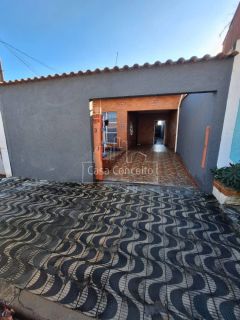 Casa de Vila Para Vender com 2 quartos 1 suítes no bairro Jardim Tatiana em Votorantim