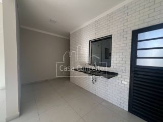 Casa Para Vender com 2 quartos 1 suíte no bairro Além Linha em Sorocaba