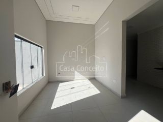 Casa Para Vender com 2 quartos 1 suíte no bairro Além Linha em Sorocaba