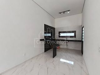 Casa Para Vender com 2 quartos 1 suíte no bairro Jardim Montreal em Sorocaba