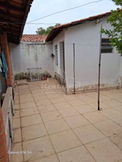 Casa Para Vender com 2 quartos no bairro Jardim Hungares em Sorocaba