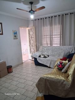 Casa Para Vender com 2 quartos no bairro Jardim Hungares em Sorocaba