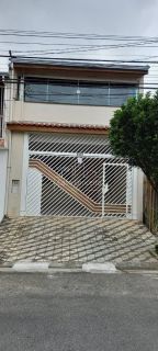 Sobrado Para Vender com 3 quartos 2 suítes no bairro Jardim São Lourenzo em Sorocaba