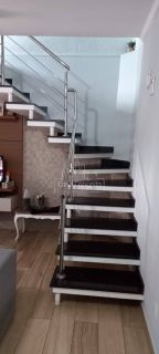Sobrado Para Vender com 3 quartos 2 suítes no bairro Jardim São Lourenzo em Sorocaba