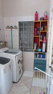 Sobrado Para Vender com 3 quartos 2 suítes no bairro Jardim São Lourenzo em Sorocaba