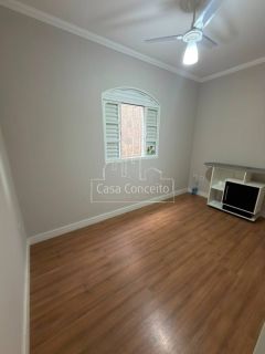 Casa Para Vender com 3 quartos no bairro Jardim Prestes de Barros em Sorocaba